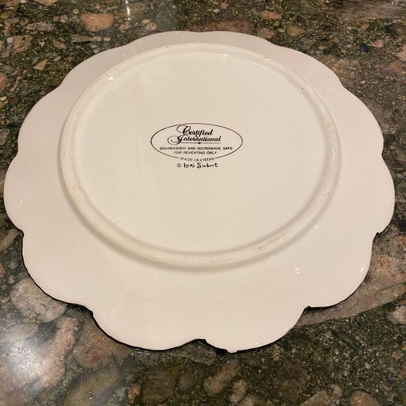 Halloween Trick or Treat Plate - Picture 2 of 2